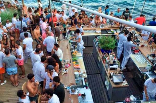 Mekann sahibi, daha nce de lahmacunun 50 tl'den balayan fiyatlarla satlmasn savunmutu. 2012 ylnda verdii bir roprtajda yle konumutu: