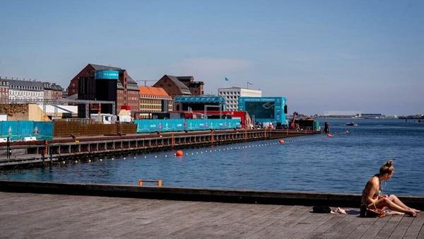 Bavuranlar, Danimarkal bir iverenden 31 Aralk'a kadar uygun bir i teklifi almalar halinde, alma ve oturma izni hakk kazanyor.