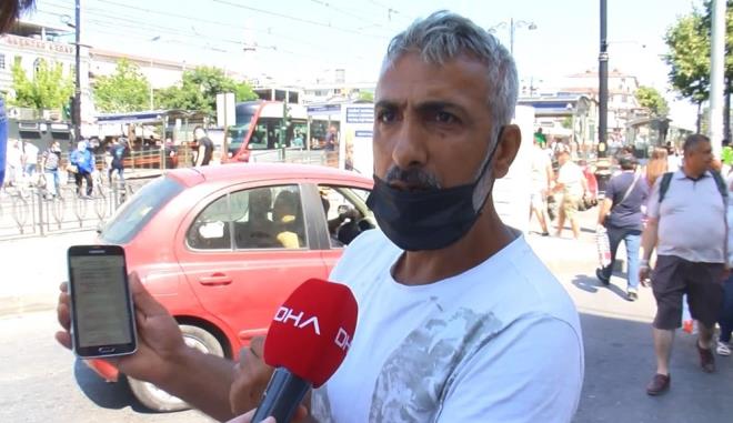 "TURSTLER KEND PARA VERYOR"  Turistlerin HES kodlarn stanbulkart'lara tanmlatan mer Oktan "Ben 7 sene cezaevinde kaldm, sabkadan dolay hibir yerde alamyorum yabanc dilim var. HES kodu diye bir uygulama balad. Ben de bilmeyenlere yardmc oluyorum. Gnllerinden koparsa bana 10 lira 20 lira veriyorlar. Ben para talep etmiyorum, kendileri veriyorlar" diyerek, kendini savundu.