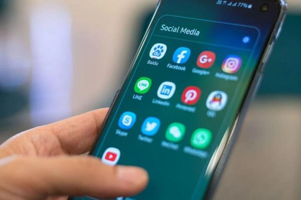 Redmi K30  Redmi K30 5G  Redmi K30 5G Racing Edition  Redmi K30 Pro  Redmi K30 Pro Zoom  Redmi K30 Ultra  Redmi K30i 5G  Redmi K30S  Redmi K40  Redmi K40 Pro