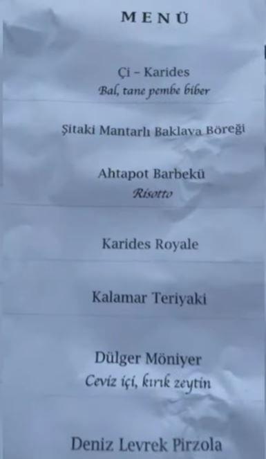 Mendeki enfes yemekleri 'Neler yok ki' diye gsteren Acun Ilcal, konuklarnn itahnn kabardn ifade etti.