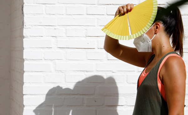 Marmara'da scaklk normalin ok stnde olacak<br>    Hava scaklnn kuzey ve i kesimlerde 2-4 derece artaca, lkemiz genelinde mevsim normallerinin zerinde seyretmeye devam edecei tahmin ediliyor. Rzgarn ise genellikle kuzeyli, zamanla yurdun i ve gney kesimlerinde gneyli ynlerden hafif, ara sra orta kuvvette esmesi bekleniyor.