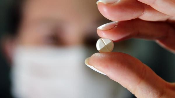 Ancak irketin bir szcs, aratrmann gelecekteki alarn "datmn, ynetimini ve uyumluluunu kolaylatrmak iin yeni teknolojileri kefetmeye" odaklandn belirtti. Toz teknolojisi ine korkusu insanlara da yardmc olabilir. Ayrca mevcut sv alarn korunmasnda kullanlan buzdolaplar ve donduruculara da ihtiya duymayacandan gereken elektrii azaltaca iin "daha yeil" bir alternatif de sunabilir.