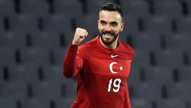 KENAN KARAMAN, BEKTA    Beikta, son olarak Almanya Bundesliga 2 ekiplerinden Fortuna Dsseldorf formas giyen ve szlemesi sona eren milli futbolcu Kenan Karaman' kadrosuna kattn aklad.