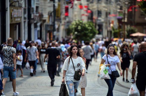 Samsun'da korona as olana eitli hediyeler<br>    Samsun'un a haritasnda sardan maviye dnmesi ve henz Covid-19 asn yaptrmam olan 17-24 ya aralndaki 89 bin 897 gencin desteini alarak alama orannn yzde 75'e ulamas amacyla "Hedef 1 Gnde 55 bin 555 A" kampanyas balatld.