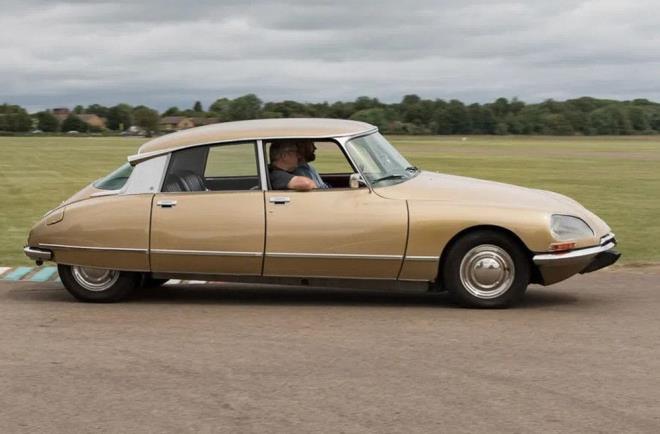 Firma, 1971 model aratan benzinli motoru karrken yerine Hyper9 adn verdikleri elektrik motorunu yerletirmiler.