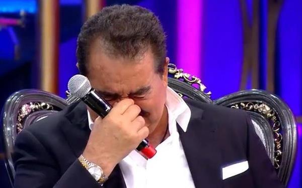 Arac�n�n i�erisinde ba��na isabet eden mermiyle a��r yaralanan Tatl�ses, y�llar s�ren bir tedavi s�recine ba�lad�.