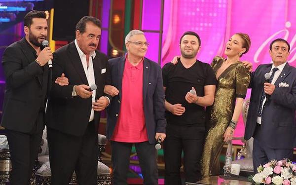 Mevzuatta '�al��ma g�c� kayb�' olarak ge�en 'malulen emeklilik' �er�evesinde 4 y�l boyunca maa� alan sanat��n�n bu hakk� geri al�nd�.