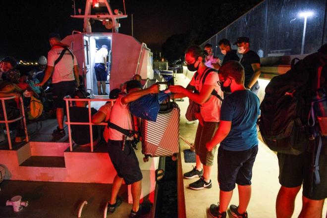 GVENL TAHLYE N YAPILMASI GEREKENLER    Eer yetkililer tahliye olmanz istiyorsa, bunu derhal gerekletirin. Tahliye rotanz nceden renin ve bir tahliye kontrol listesi hazrlayn. Acil durum antanz nceden hazrlanm olmal.