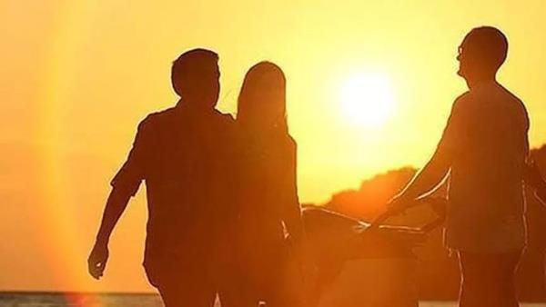 Hafta sonu stanbul'da ya bekleniyor, Bat Akdeniz Blgesi'nde ya olasl bulunuyor. Ayrca austos aynda lkemizde hava scaklnn yurdun kuzeybat kesimler ile Akdeniz kylarnda mevsim normalleri civarnda, dier yerlerde ise mevsim normallerinin 0,5 ila 1 derece zerinde seyredecei tahmin ediliyor. Yalarn yurt genelinde mevsim normalleri civarnda olacan tahmin ediyoruz."