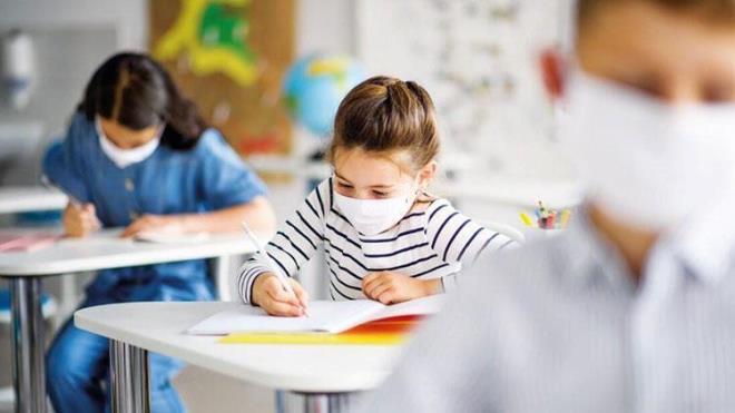 NCELK OKULLARI AMAK  ncelik okullarn almasnda olacak. Bu konuda Milli Eitim Bakanl?nn yan sra, Salk Bakanl ve Bilim Kurulu?nun ortak gr olutu. niversite iin yaplan planlama ilk ve orta retim iin de aynen uygulanacak.