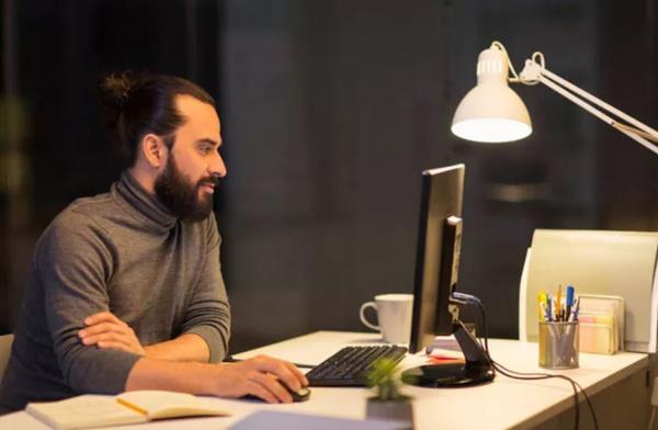 Bilgisayar Sistemleri Analisti    Ortalama Maa: $ 88,740    Eitim Gerekli: Lisans derecesi