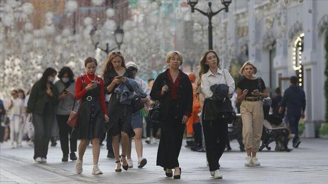 Bu oran yeni almalar sonras azald. Reuters'ta yer alan bilgiye gre, srail, yeni enfeksiyonlar ve semptomatik vakalar nlemede Pfizer-BioNTech Kovid-19 asnn etkinliinin azaldn ancak ar vakalar nlemede hl olduka etkili olduunu aklad.