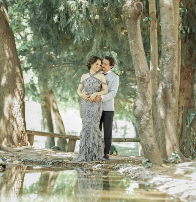 Futbolcumuz Recep Niyaz ve ailesine en iten duygularmzla gemi olsun dileklerimizi iletiyor, ei Betl Niyaz?n en ksa zamanda salna kavumasn temenni ediyoruz." denildi.