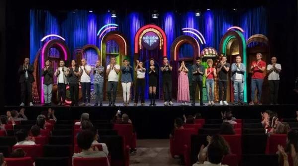 Sevilen oyuncu Toygan Avanolu yeni sezonda Gldr Gldr kadrosunda yer alacak isimler arasna dahil oldu. Avanolu, getiimiz sezon konuk oyuncu olarak katld blmle byk beeni toplamt.