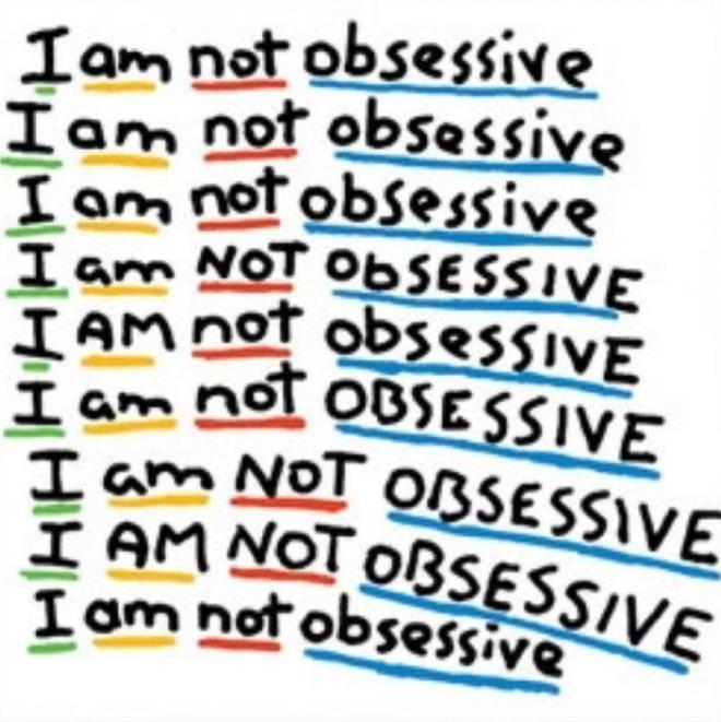 3. Onomatomani: Belirli kelimeleri tekrar etme taknts <br>Bu taknt kiinin belirli kelimelere zel bir ilgi duymas ve srekli tekrar etmek iin kar konulamaz bir istek duymas olarak tekrarlanyor.