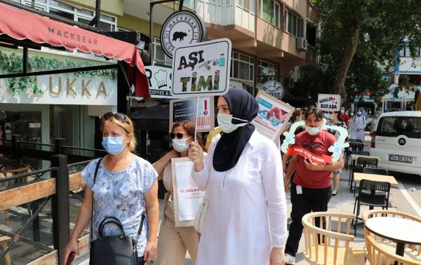 Biontech Alpha varyantna kar yzde 93.7 etkili  <br>  Reuters'ta yer alan habere gre, Public Health England (PHE) aratrmaclar bir baka varyant olan Alpha iin de bu ay mercek altna ald. Bilim insanlar iki doz Pfizer as Alpha varyantndan kaynaklanan semptomatik hastalklar nlemede yzde 93.7 etkili olduunu saptad.