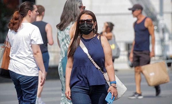 Peicheng, nc doz a ile ilgili de aklamalarda bulundu. Peicheng, nc doz uygulamasnn, Delta varyantna kar daha gl ve daha dayankl antikor reaksiyonunun ortaya kmasna yardmc olacan belirtti.