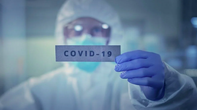 3. doz korur mu?<br>    Wen, yaplan almalarn alarn semptomatik hastala kar etkinliinin zamanla azaldn gsterdiini syledi. Bu durum ise nc doz bir ann gelecekteki yeniden enfeksiyonlar nleyebilecei anlamna geldiini syledi.    Wen, ?nc doz corona virs as hakknda ncelikle doktorunuzla konumanz tavsiye ederim. Destek dozu karar muhtemelen tek bedene uyan bir neri deil, tbbi durumunuza bal olarak kiiselletirilmi bir karardr? dedi.