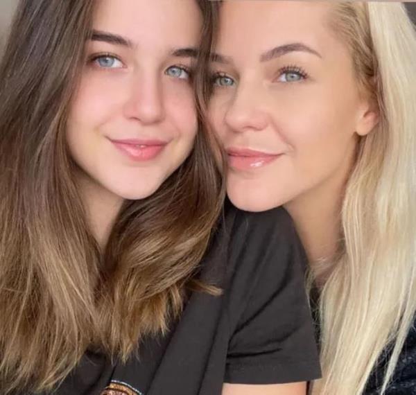 Uzun uzun yazlacak biey yok, nk uan zntmn tarifi yok?    yle ok arayan soran yazan varki , tandm tanmadm , hepinize ayr ayr teekkr etmek iin yazmak istedim tek tek cevap yazabilmem konuabilmem imkansz oluyor, ok teekkr ederim saolun.  Allahm anneciime bana ve tm hastalarmza ifa versin inallah."