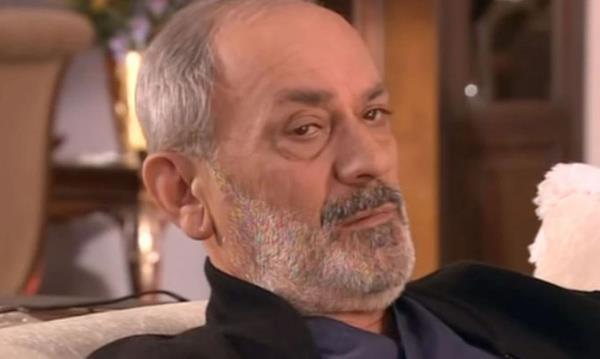 Mzisyan ve tiyatrocu Hilal Nesin, "Tiyatromuzun nemli isimlerinden Metin ekmez'i kaybetmiiz. Iklar yolda olsun." paylamn yapt.