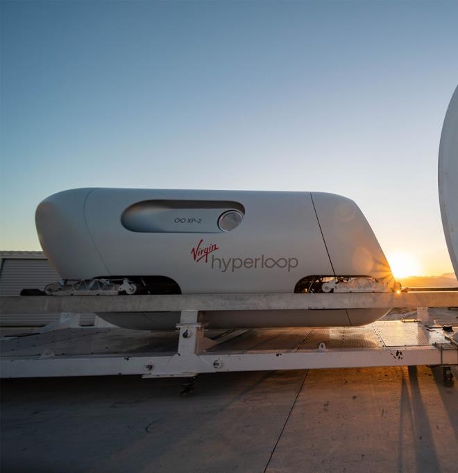 Bu konseptin ilk versiyonunda Virgin geen sene saatte 170 km hza kabilen ve ierisinde ekibinin de yer ald ilk testlerini gerekletirmiti.