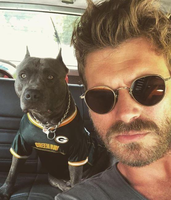 ekimleri eyll aynda bitmesi beklenen filmin hazrlklar son srat devam ediyor. Tatltu filmde Yusuf adl karaktere hayat verecek. Filmde avukat olan Yusuf?un babasn olan Heves Ali adl karakteri ise Settar Tanren canlandracak. Aklar Bayram filmi 2019 ylnda yln kitab seildi ve Atilla lhan Roman dl?n ald.