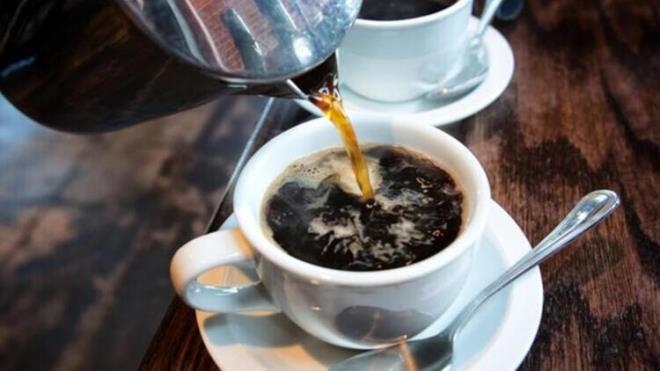 Kahvenin hastalk riskinde bir de yol atn kesin olarak kantlanamasa da kahve ienlerin bu hastalklar yakalanma olaslklarnn daha dk olduu almalarla gsterilmitir.