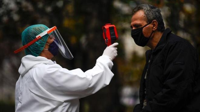 Bu say, bugne kadar herhangi bir varyantta grlen mevcut kresel mutasyon orannn neredeyse iki katna denk geliyor. Bilim insanlar ayrca C.1.2 dizisine sahip varyantlarn yaklak yzde 50'sinde 14 mutasyon buldu.