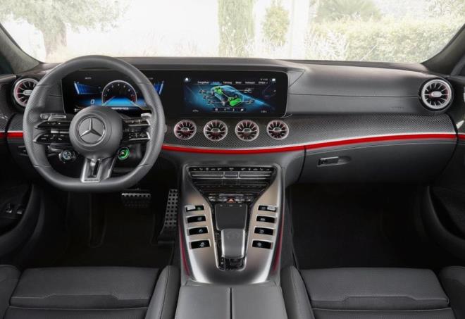 Fiyat henz belli olmayan Mercedes-AMG GT 63 S E Performance, bu yln sonunda Avrupa ve ABD pazarnda satta olacak.