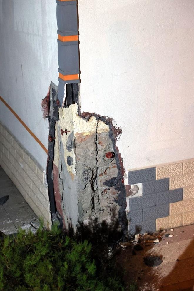 Bina sakinlerini tahliye eden ekipler, nlem amal doal gaz, elektrik ve su vanalarn kapatt.