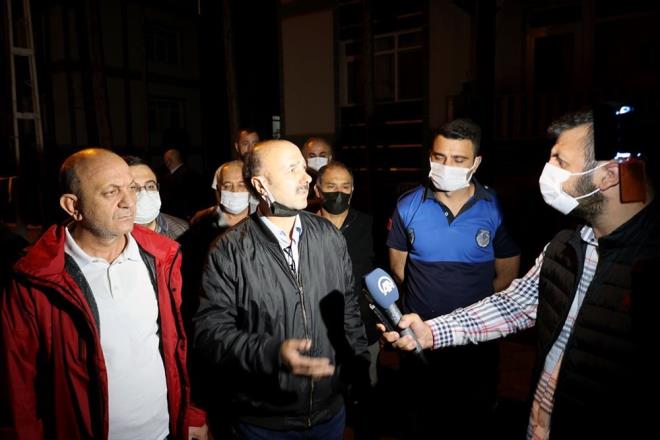 Ankara'nn Sincan ilesinde Seluklu Mahallesi Bilen Sokak'ta 4 katl 24 daireli binann zemin katndaki kolonu patlad.