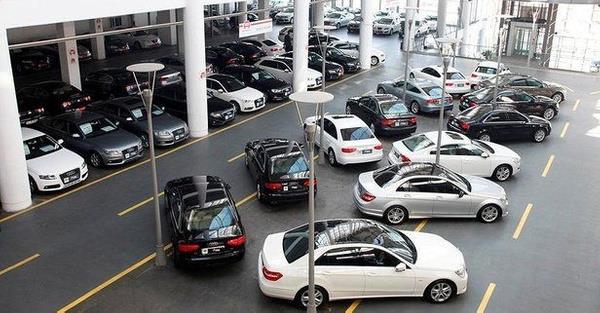 Fiat', 52 bin 837 ile Volkswagen ve 52 bin 254'le Renault takip etti.