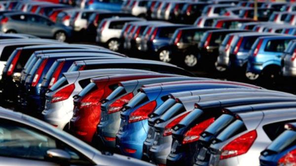 Otomotiv Distribtrleri Dernei (ODD) verilerine gre, austos aynda otomobil ve hafif ticari ara pazar, geen yln ayn ayna kyasla yzde 5 azalarak 58 bin 454 adet oldu.