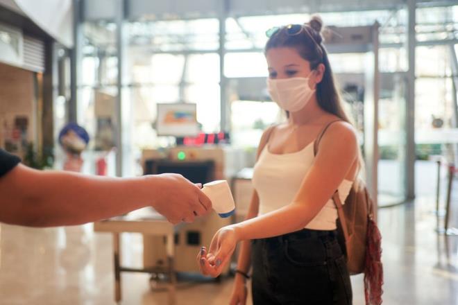 KABUS SENARYOSU    Bir virsn havadan yaylmas bilim evrelerince 'kbus senaryosu' olarak nitelendiriliyor. Zira herhangi bir virs hava yolu ile bulaacak kapasiteye sahip olursa bu durum bulaclk orann ciddi derece ykseltiyor.