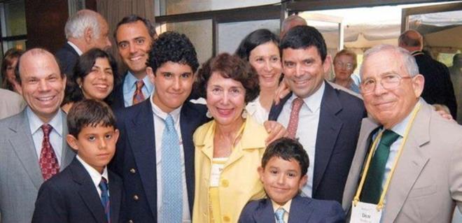 18. NEWHOUSE ALES -ABD  Serveti: 41.6 milyar dolar