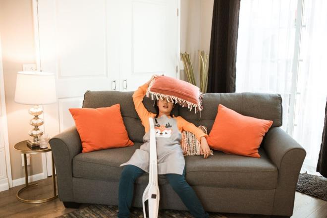 TEMZLK YAPMAK  <br>      Hem yaadnz yeri tertemiz yapp hem de kalori yakmamz salayan bu aktivite siz farknda olmadan sizlere yksek kaloriler yaktrabiliyor.     <br> Yapacanz 1 saatlik bir ev temizlii sizlere 250 kalori yaktryor.  <br>    Ruhumuza ve bedenizimize iyi gelen bu aktivite stres atmak iin faydal bir seenek olabilir.