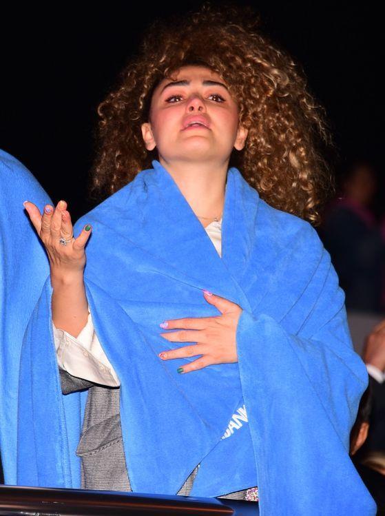 Mzikseverlerin youn ilgi gsterdii konserde afak Sezer, Glben Ergen ve Tatlses'in kz Dilan tak'n yan sra sanat dnyasndan birok kii izleyiciler arasnda yer ald.    Tatlses'in arkc kz Dilan tak Tatlses de gecede babasn yalnz brakmad. tak, "Babam hayatmda ilk defa sahnede izledim. Bu konsere kadar ok rya grdm, ok mutluyum. Heyecandan ellerim titriyor." ifadelerini kulland.