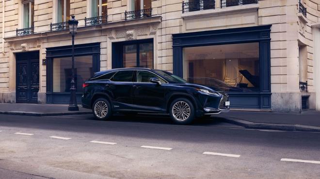 RX 450h L Executive Otomatik 3456 cc    Fiyat 2,380,000 TL    RX 450h L Exclusive Otomatik 3456 cc    Fiyat 2,730,000 TL