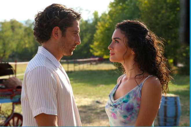 Pazar akamlar  blm yaynlanan dizi iyi reyting alamaynca sal akamlarna kaydrlmt. Ancak bu karar da dizinin reytinglerini ykseltmeyince Show TV final karar verdi.