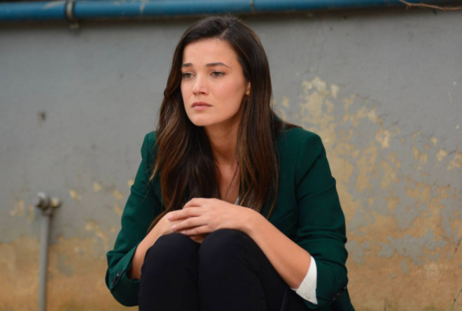 TRT 1'in en ok izlenen ve heyecan dolu dizisi Tekilat getiimiz sezon pazar gnlerinin yldzyd, ak ara reyting yarnda rakiplerini saf d brakm ve zirvenin sahibiydi. Fakat bu sezon iler TRT iin kart..