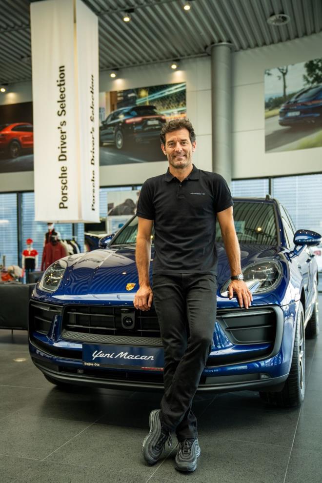 Etkinlikte sorular yantlayan Webber, elektrikli ve otonom sr hakknda dncelerini de aklad. Gelecekte bu teknolojilerin kanlmaz olduunu belirten Webber, "Elektrik ve otonom sr hzla ilerleyen ve birok kullanc tarafndan istenen bir teknoloji. Bu teknolojiler hayatmzn bir paras olarak srekli gncellenecektir. Ben de elektrikli aralardan keyif alyorum kullanrken ama hala motor sesi ve benim kontrolmde olan aralar her zaman daha ok ilgimi ekiyor olacak" dedi.