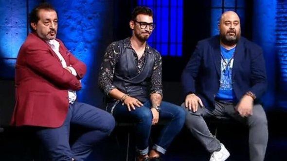 Onur Ba�t�rk:  TV y�ld�z� olmas�yla birlikte kanatlanan egolar...  <br>  TV y�ld�z� olunca �zel hayat�n de�i�mesi kli�e geliyor bana ama demek ki ger�ekten b�yle oluyor. TV y�ld�z� olunca ili�kiler daha h�zl� farkl�la�abiliyor. Danilo?nun ili�kisinde tam ne oldu bilemem ama ipler �yle bir anda kopmam��t�r. �nceden kopmaya ba�lam��t�r. TV y�ld�z� olmas�yla birlikte kanatlanan egolar da ili�kinin daha h�zl� sonlanmas�na yol a�m��t�r.