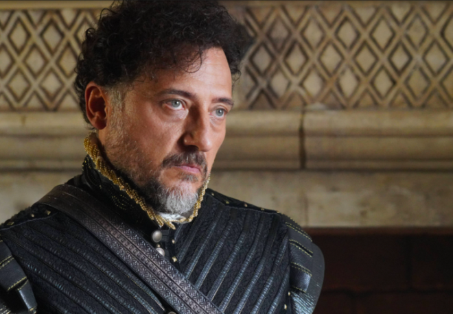 Payitaht Abd�lhamid dizisinin de y�netmeni olan ve uzun s�redir ekiple birlikte �al��an Do�an �mit Karaca ile yollar ayr�ld�. Ayr�ca g�r�nt� y�netmeni M�nir G�rsoy da ekipten gitti.