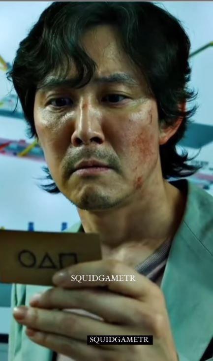 `Anne babalara sesleniyorum, rica ediyorum`  <br>  Anne babalara sesleniyorum, rica ediyorum ocuklarnza bu diziyi izletmeyin. Kanal bile +18 ve intihar uyars verirken, bunu nasl grmezden geliyorsunuz?"