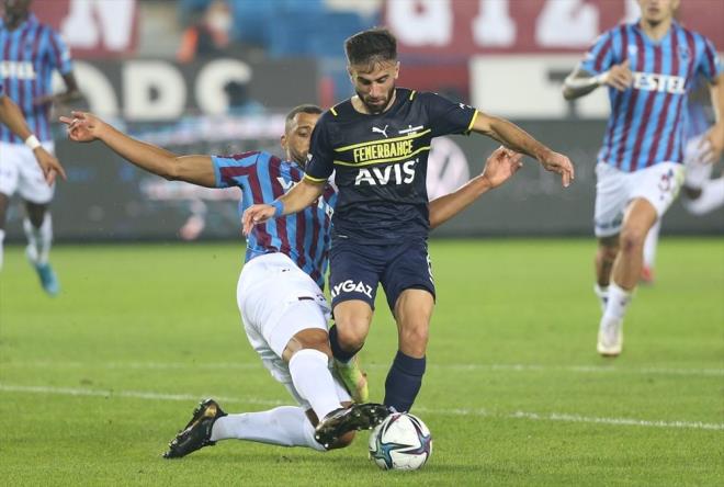 Sper Lig'in 9. haftasnda Trabzonspor ile Fenerbahe Medical Park Stad'nda karlat.
