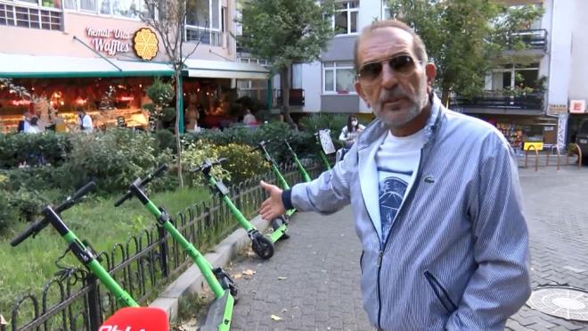 Baz esnaf ise direklere astklar "Buraya scooter park etmek yasaktr" yazlar ile duruma zm retmeye alyor.