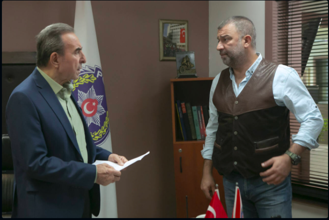 24 Austos'ta sete kan Arka Sokaklar'da grev alan set iilerinin sigortalar daha yeni bir tarihte, 20 Ekim'de yapld.