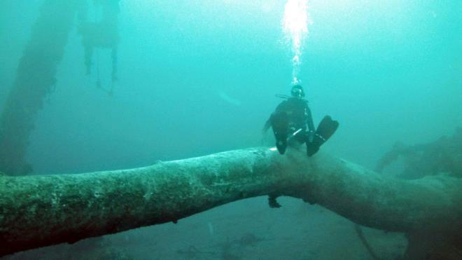 Bu almalarla msilaj, deniz yzeyinde etkisini kaybetti. Glck ilesi Deirmendere sahilinde dal yapan dalglar, msilajn etkisinin azalp su altnda grn artmasyla, 17 Austos depreminde sulara gmlen blgede dallarn arttrd.
