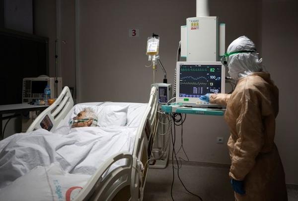 Kadky Verem Sava Dispanseri ve Saryer Verem Sava Dispanseri dikkat eken bir art grmediklerini ifade ediyor. Prof. Dr. Esin Davutolu enol ise farkl bir noktadan konuya yaklayor ve dispanserlere ancak akcier tberklozunun gideceini sylyor.